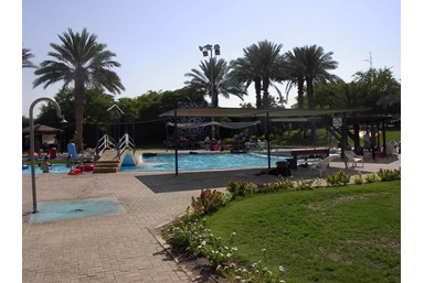 החאן בערבה - פעילות באזור