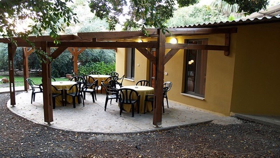 ברק בקתות נופש חדר התכנסות (6).jpg