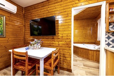 ברק בקתות נופש - משפחתיות