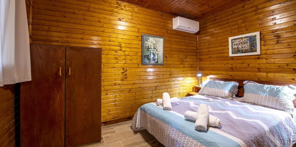 ברק בקתות נופש משפחתי (5).jpg