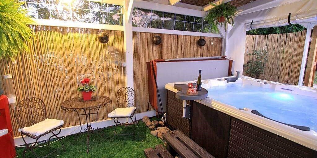 בקתות עץ - נופי כנרת בוקי רמות מעל כנרת (39).jpg