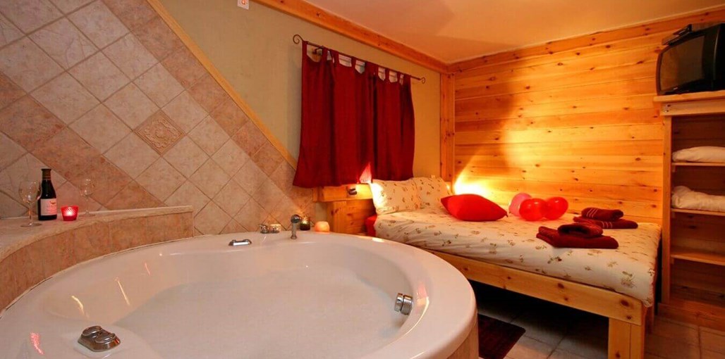 בקתה מול שקיעה הבקתה (12).JPG