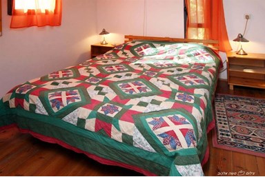 בוסתן ציפורי - חצר ונוף