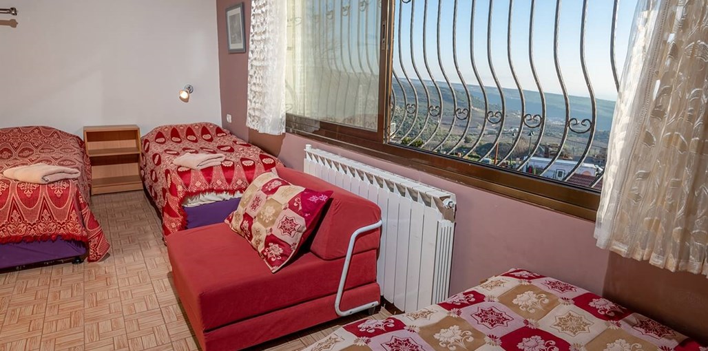 פסגת החרמון משפחתי עם דלת מקשרת (9).jpg