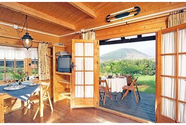 בוקר טוב - בקתות עץ לנופש