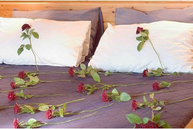 בוקר טוב - בקתות עץ לנופש - הבקתות