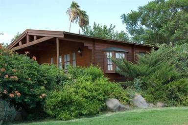 בוקר טוב - בקתות עץ לנופש - החצר והנוף