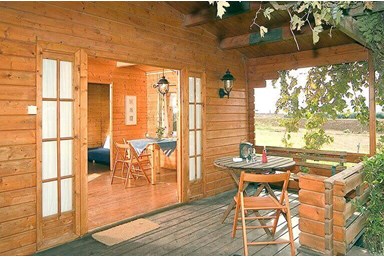 בוקר טוב - בקתות עץ לנופש