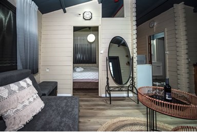 בקתות עץ אלון - בקתות עץ