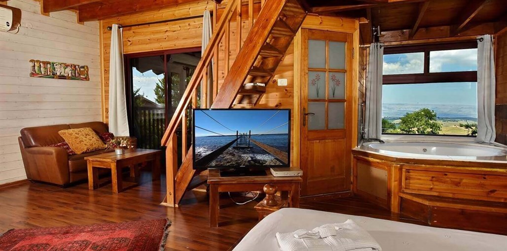 בקתות פסגת ההר בקתות (9).jpg