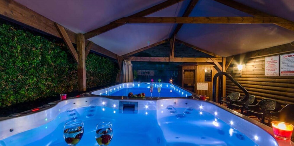 אביגיל אירוח כפרי חצר ונוף (40).jpg