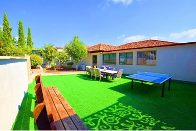 וי קלאב גורן - וילה גרנדה