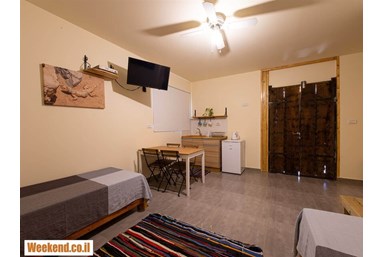 שבילים במדבר - חדר קלאסיק טריפל