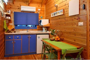 בקתות עץ השדה - הרימון 