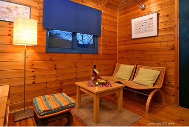 בקתות עץ השדה - הרימון 