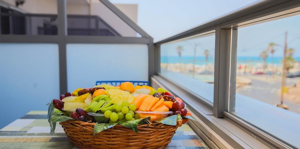 מלון מיאמי ביץ' תל אביב זוגי עם מרפסת ונוף לים ויחיד עם מרפסת ונוף לים (5).jpg