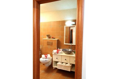 נעם ונופש - צימרים מפנקים - ארוחת הבוקר ומבט חוץ