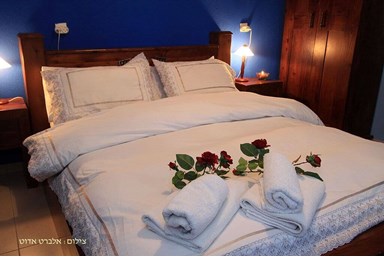 הפינה הירוקה של דבורה - הבקתות הזוגיות