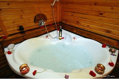 בקתות מור - בקתת חורש