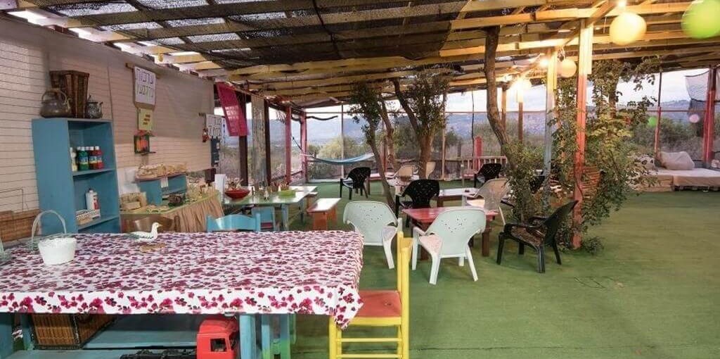 בקתות מור חצרבטבע (1).JPG