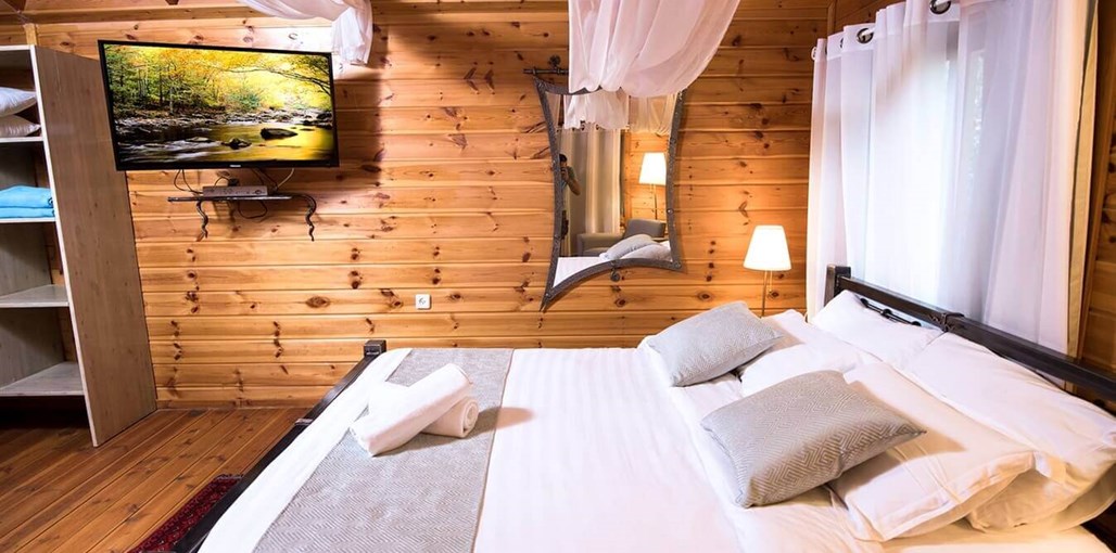 כחול ירוק בכפר l-3.jpg