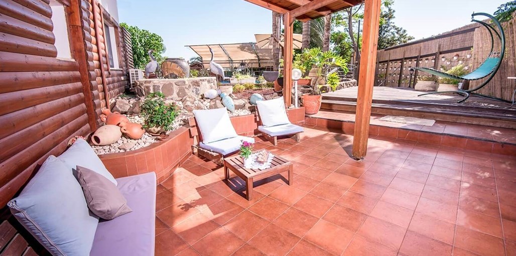 כחול ירוק בכפר bz-6.jpg