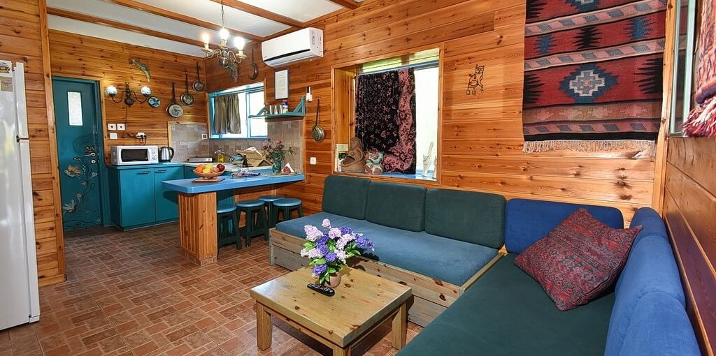 גן עדן קסום - אצל ציקי בקתת עדי (3).jpg