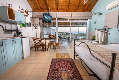 הנפח - עם בריכה פרטית - הסוויטות