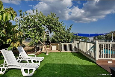 בוסתן הכנרת