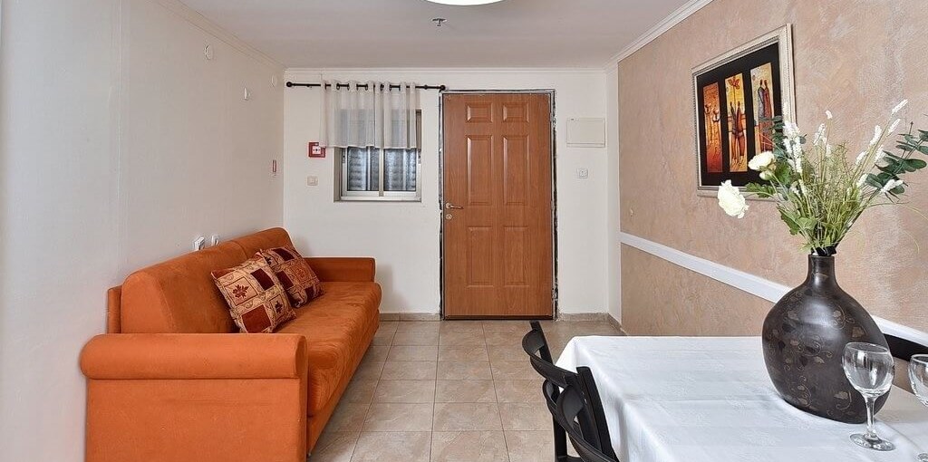 אחוזת אלכסנדר הבקתות המשפחתיות (9).jpg