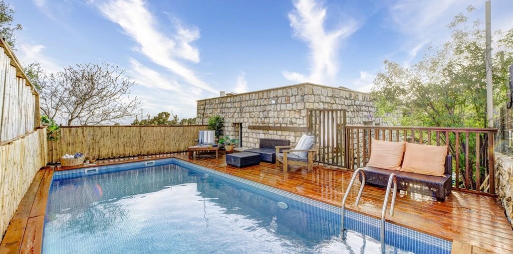 אהבה גלילית חוץ סוויטת כנרת (1).jpg