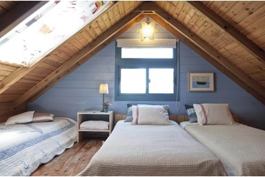 רוח ים במכמורת - בקתת רוח