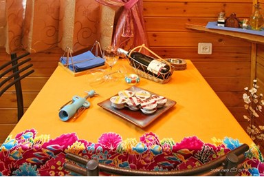 גן נמי - בקתות עץ רומנטיות - הבקתות