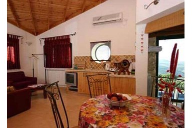 אצולת מילס - בקתות האבן