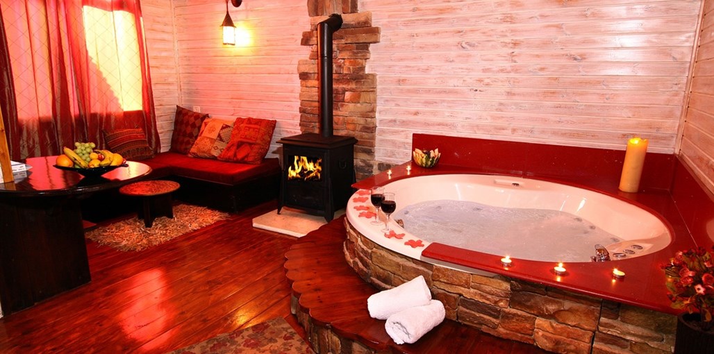 בקתות יולנדה בקתות יולנדה - סוויטה אדמה (14).jpg