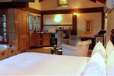 גן עדן | Gan Eden - בקתת הגן הקסום