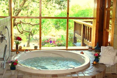 גן עדן | Gan Eden - בקתת הגן הקסום