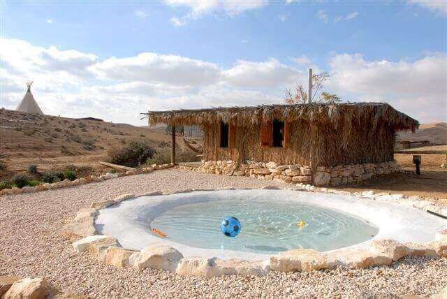 חוות זית המדבר - כפר אינדיאני הבקתה (2).JPG