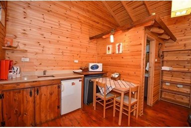 בצל האלון - סוויטת האהבה