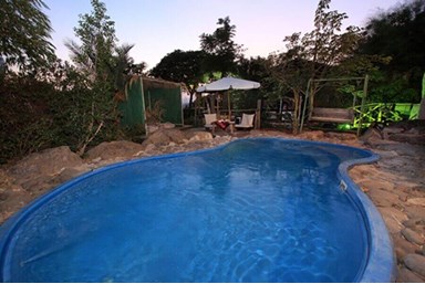 אלאדין - בקתות ומערות - מערות אלאדין 