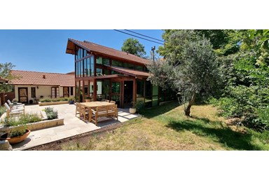  אביב בנווה אטי"ב - הספא