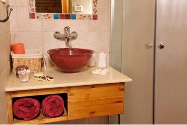 נוף 10 - אמירים - בקתות העץ