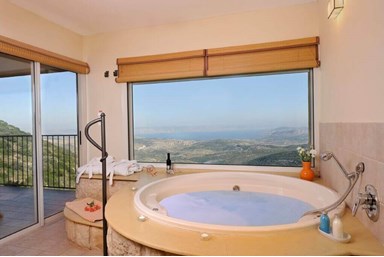 נוף 10 - אמירים - הסוויטות