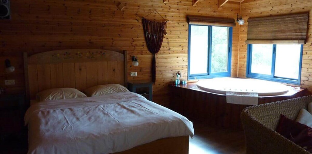 בקתות בחורש בקתות בחורש (10).JPG