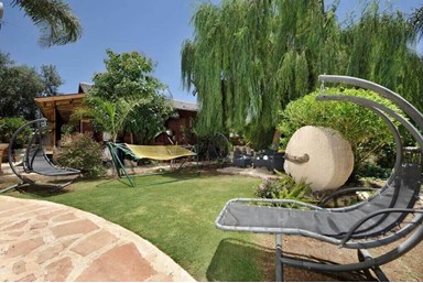 בקתות אודם השני