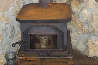 בקתות בערפל - הראשונה