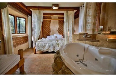 בקתות בערפל - הראשונה