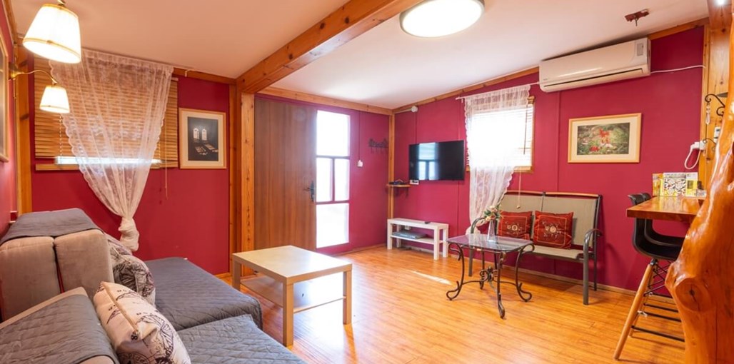 חוות התבלינים- אירוח בניחוח אחר בקתת רוגע (3).jpg