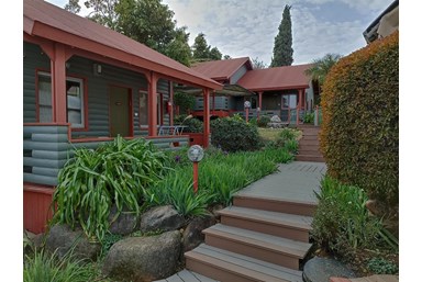 בקתות בצל המכנף - הבקתות