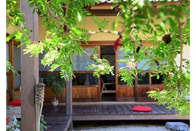 ראקויה - צימרים יפניים - הבקתות היפניות